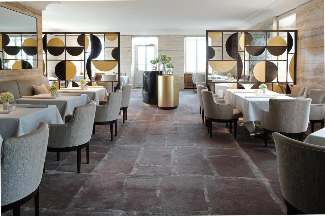 Althoff Grandhotel Schloss Bensberg Bergisch Gladbach Exteriör bild The interior of the restaurant