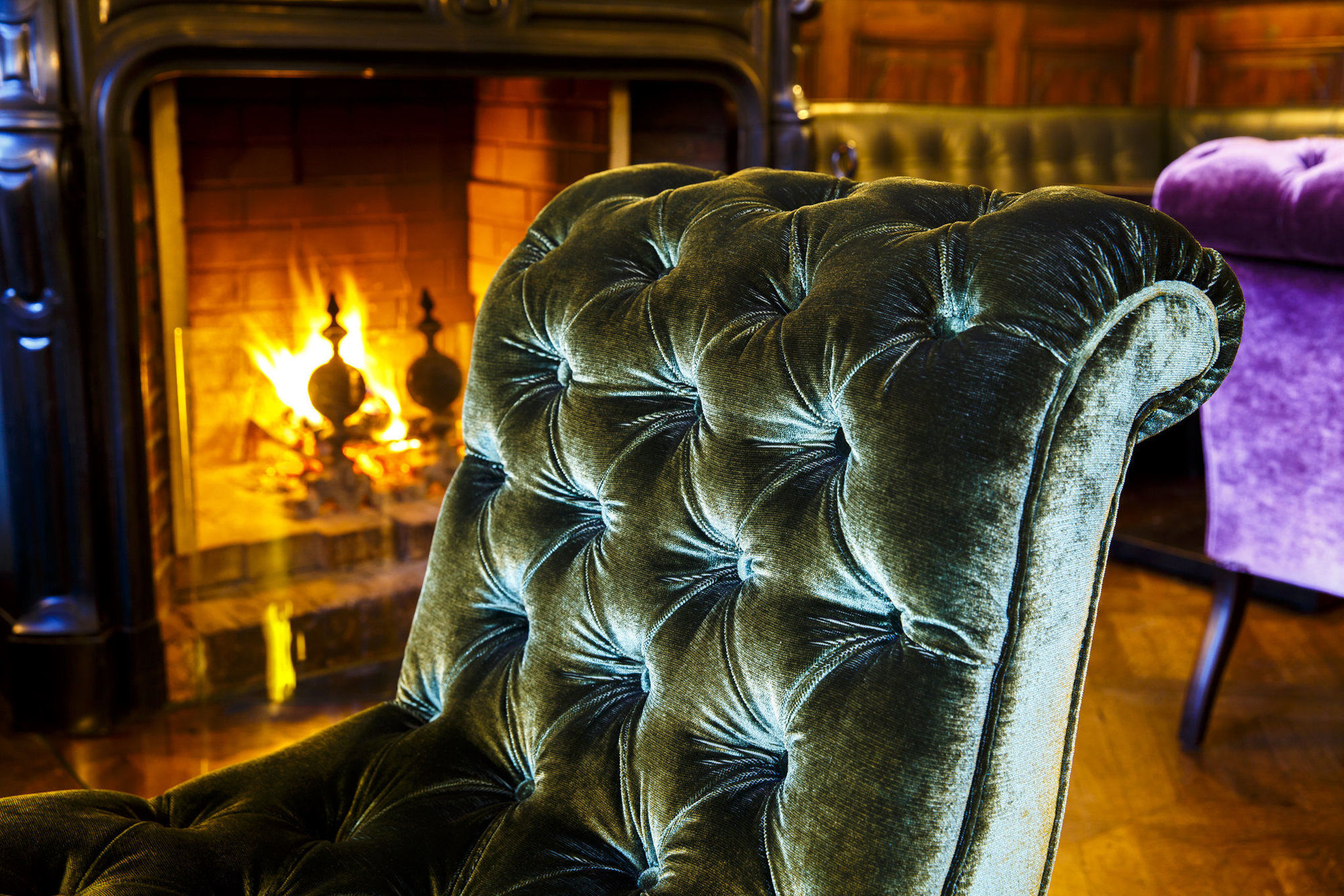 Althoff Grandhotel Schloss Bensberg Bergisch Gladbach Exteriör bild A chair upholstered in velvet